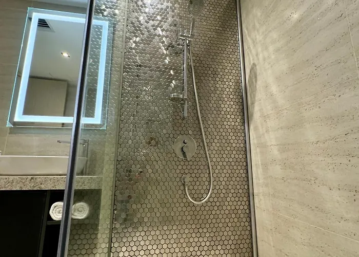 Twin Tower Luxury Service Apartment Kuala Lumpur